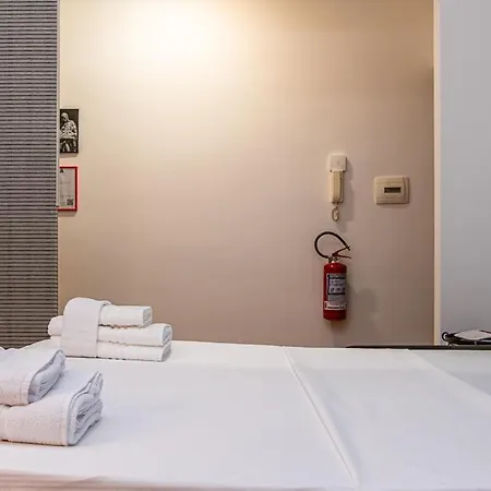 Rhome311 - Vatican Apartment
