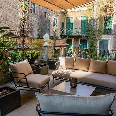 Historical Palace With Large Terrace Apartment Rome
