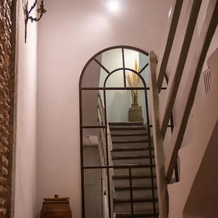 Apartment Historical Palace With Large Terrace Rome