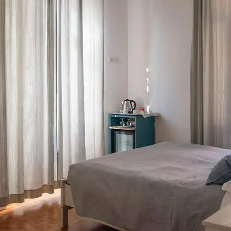 Residenza I Rioni 2* Rome