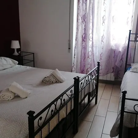 Marco E Laura Al Vaticano Bed & Breakfast 3*