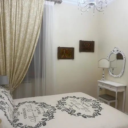 Bed and breakfast 30 *