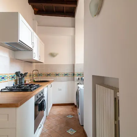 Apartment Casa Parlamento, Al Centro Di Rome