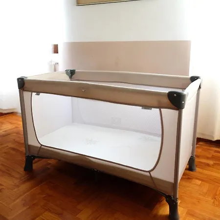 Spacious 2br In The Historic Center Apartment Rome