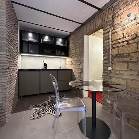 Colosseum Loft