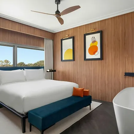 Cardo Roma, Autograph Collection Otel 4*