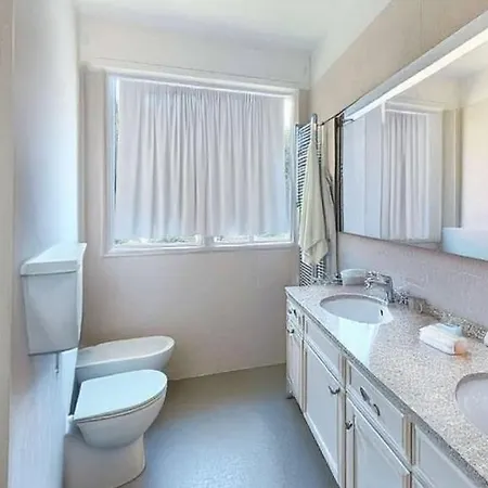 Realty Company Luxury Apartment Rome
