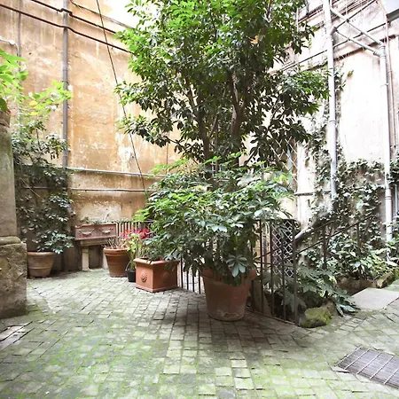Il Nido Sui Tetti Di Piazza Navona Apartment Rome