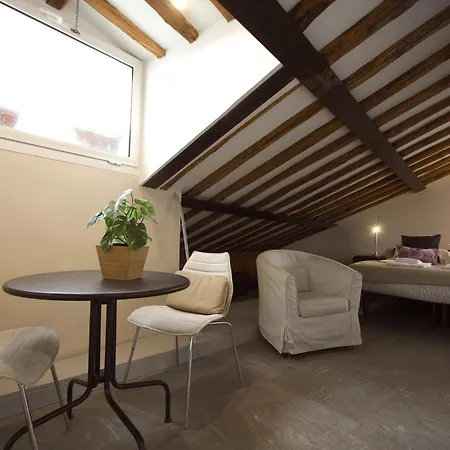 Il Nido Sui Tetti Di Piazza Navona Apartment Rome