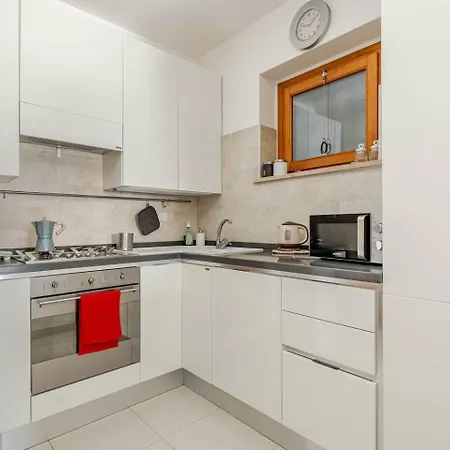 Appartamento Laurentina House, Accogliente Bilocale A Sud Roma