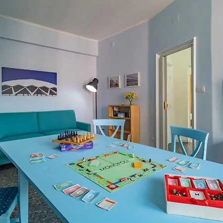 Apartment 1950 - Bright In Octagonal Tower Rome