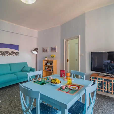 Apartment 1950 - Bright In Octagonal Tower Rome