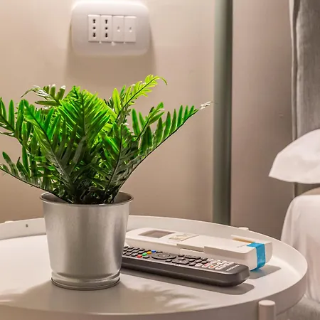 Iflat Vatican New Bright & Comfy 3 Bedroom Apartment