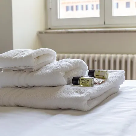 Iflat Vatican New Bright & Comfy 3 Bedroom Apartment