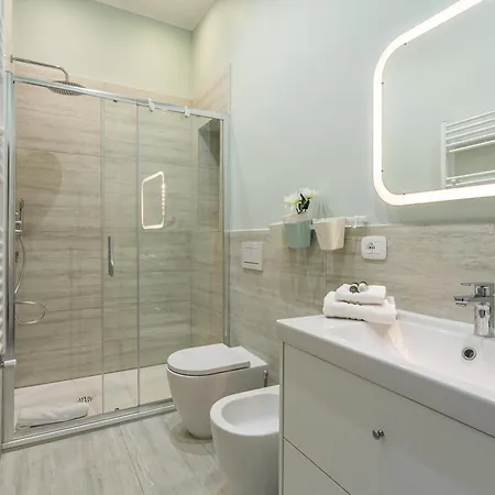 Iflat Vatican New Bright & Comfy 3 Bedroom Apartment *