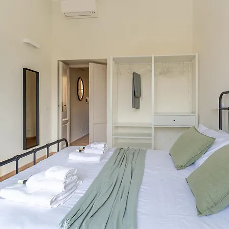 Iflat Vatican New Bright & Comfy 3 Bedroom