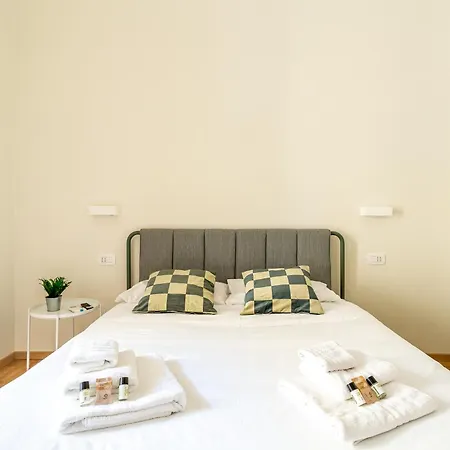 Apartment Iflat Vatican New Bright & Comfy 3 Bedroom Rome