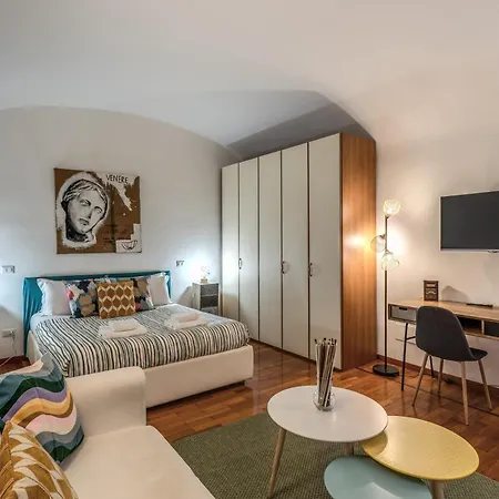 Fresh House Sapienza * Rome