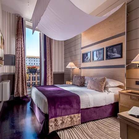 The At The Spanish Steps 5* Róma