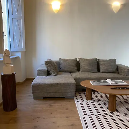 Artist In The Heart Of Trastevere Apartment *