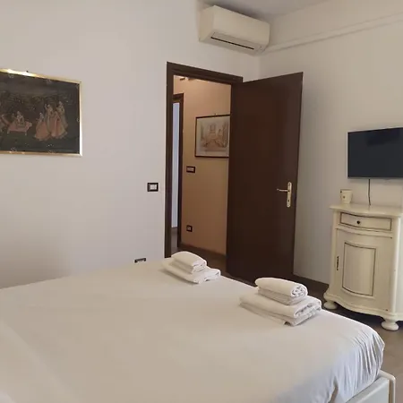 Apartment San Giovanni With Balcony *