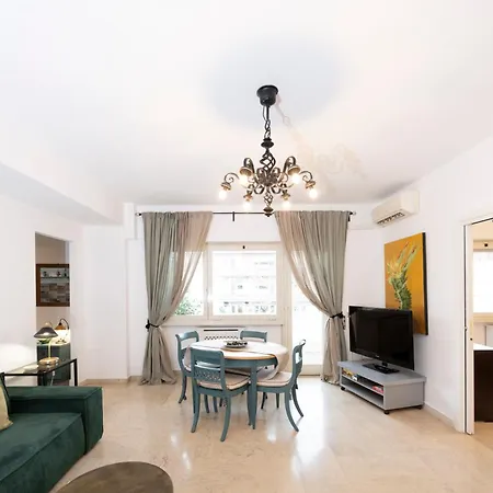 San Peter Terrace View * Rome