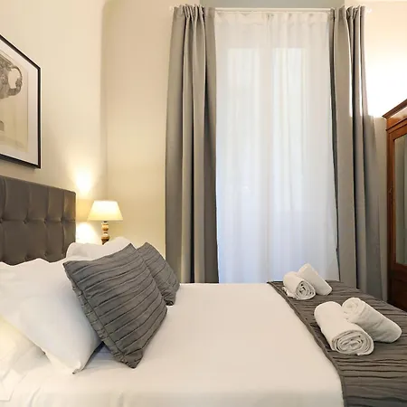 Residenza Vittoria 2* Rome