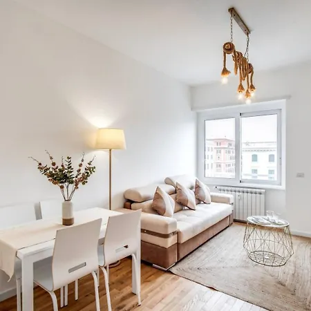 Apartment Naos Close Popolo Square *