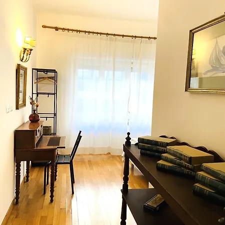 Trastevere Advenida Apartment Rome