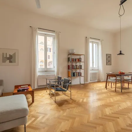Colosseum Bright By Romeloft Apartment