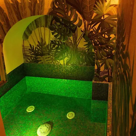 Profumo Maison Colosseo Πανσιόν 3*