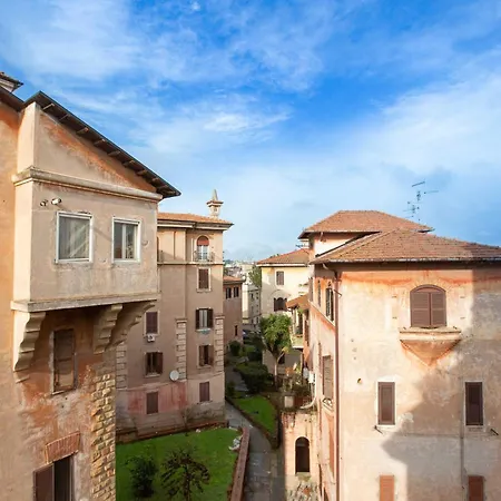 Casa Cesaroni - Zen 34 Apartment