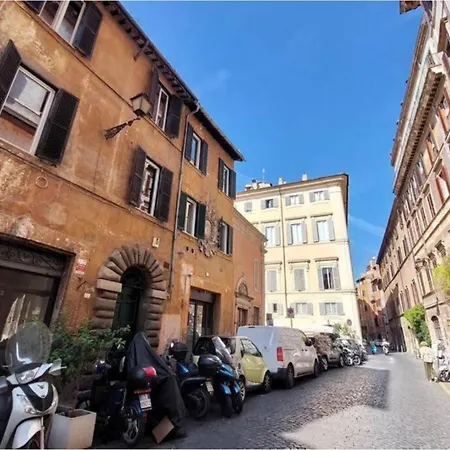 Limani - Campo De' Fiori Private Retreat Apartment