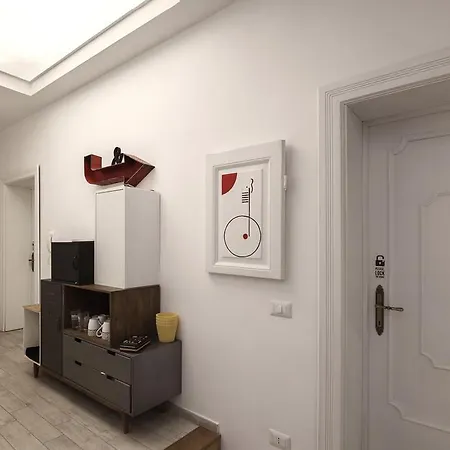 Of Arts 2* Řím