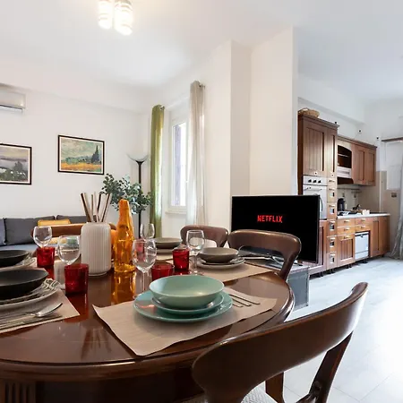 Appartamento 8 Min To Center - 400mt To Metroa, 4-6 Pax, 2 Bathrooms
