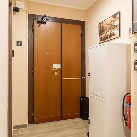 Diamond Vatican Guest house *
