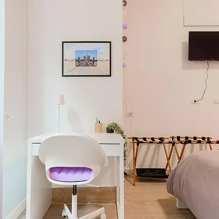 Cosy Close To Metro San Paolo