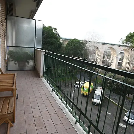 Vatican Firefly House * Roma