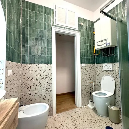 Domus Trastevere Apartment *