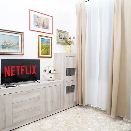 Minimal E Funzionale Vicino Al Vaticano Apartment *