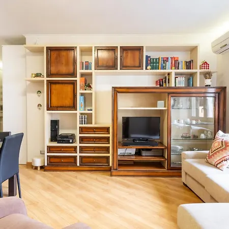 Furio Family Flat, A Few Steps From Metro A Stop Roma