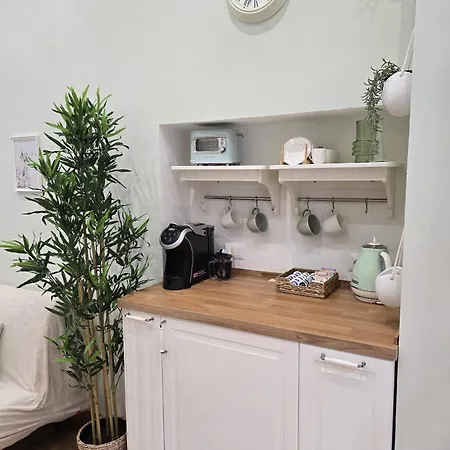 Holiday home Candia House