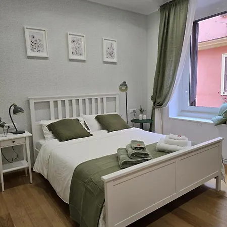Candia House Holiday home Rome