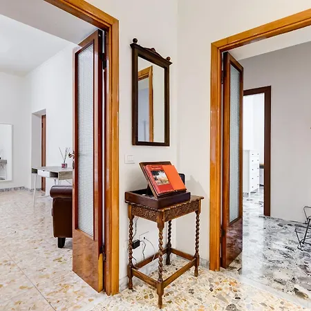 Vivilo Collection - San Vito View - 3 Bdr 2 Baths Apartment *