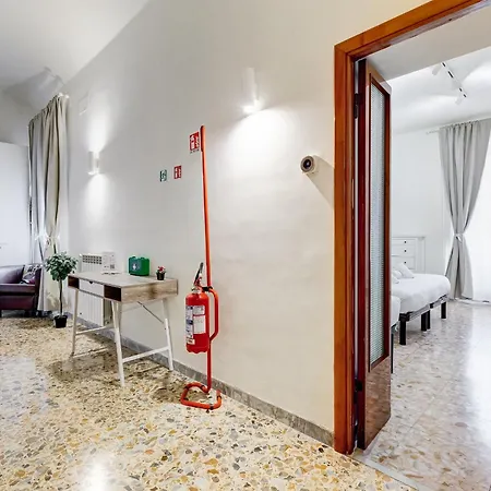 Vivilo Collection - San Vito View - 3 Bdr 2 Baths * Rome
