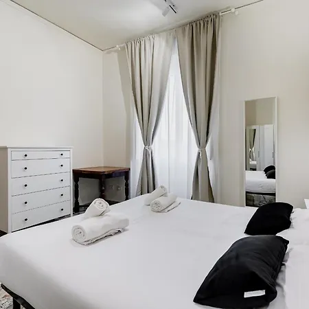 Vivilo Collection - San Vito View - 3 Bdr 2 Baths * Rome