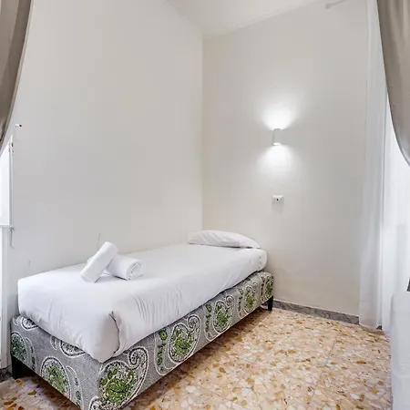 Vivilo Collection - San Vito View - 3 Bdr 2 Baths * Rome