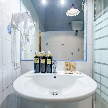 Apartment Vivilo Collection - San Vito View - 3 Bdr 2 Baths