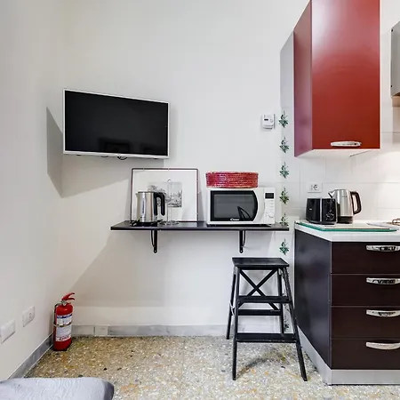 Apartment Vivilo Collection - San Vito View - 3 Bdr 2 Baths Rome
