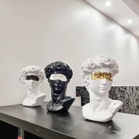 Colosseum Luxury